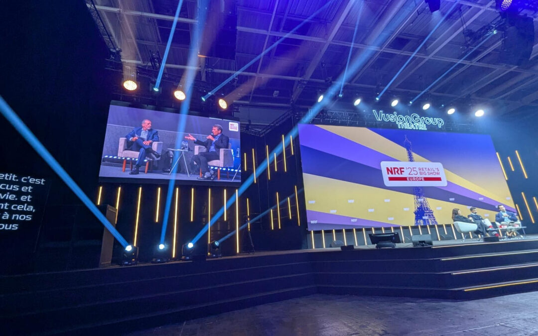 O varejo físico com experiências personalizadas, phygital, tecnologia e novos formatos de lojas.